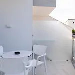 Admiro 4*