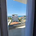 Admiro 4*
