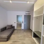 Admiro