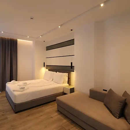 Hotel Admiro 4*