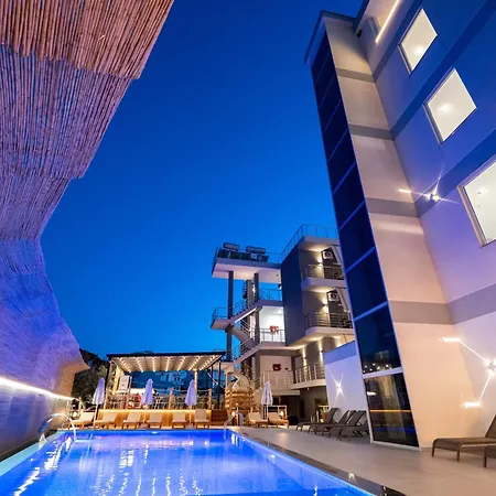 Hotel Admiro 4*