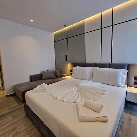 Admiro Hotel