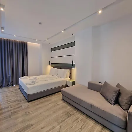 Admiro 4*