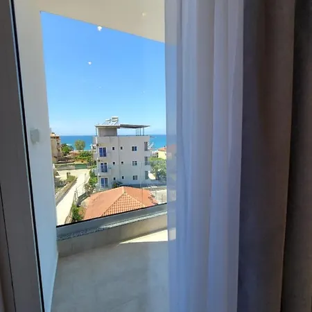 Admiro Hotel