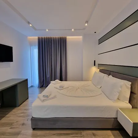 Admiro Hotel 4*