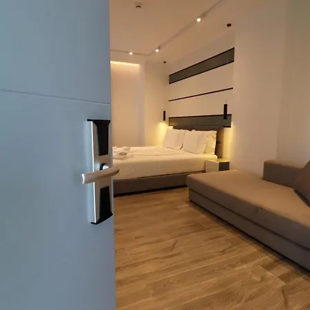 Admiro Hotel