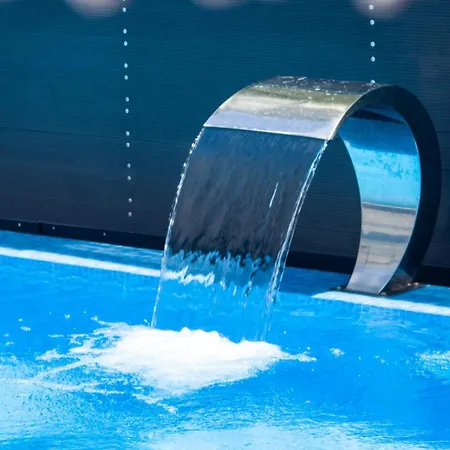 Отель Admiro Ксамил