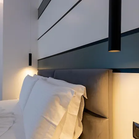Hotel Admiro 4*