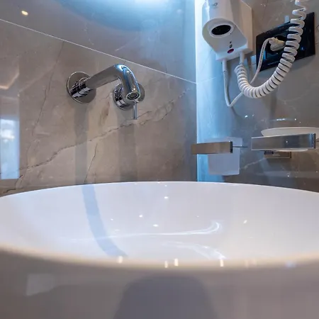 Admiro 4* 卡萨米尔