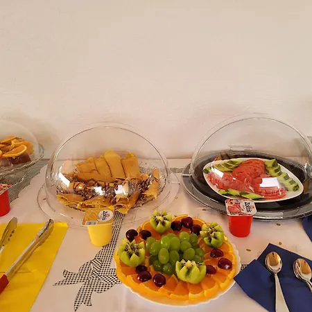 Отель Admiro Ксамил